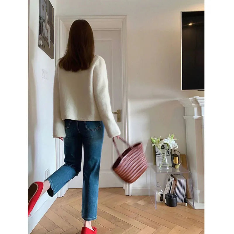 Women's White Knitted Coats Single-Breasted Short Sweater