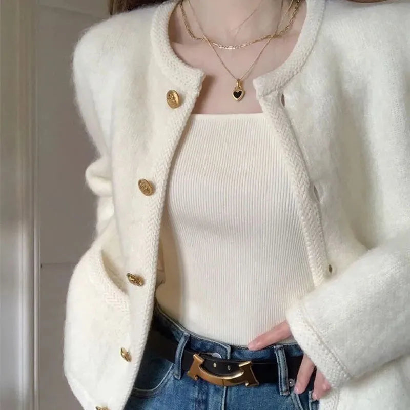 Women's White Knitted Coats Single-Breasted Short Sweater