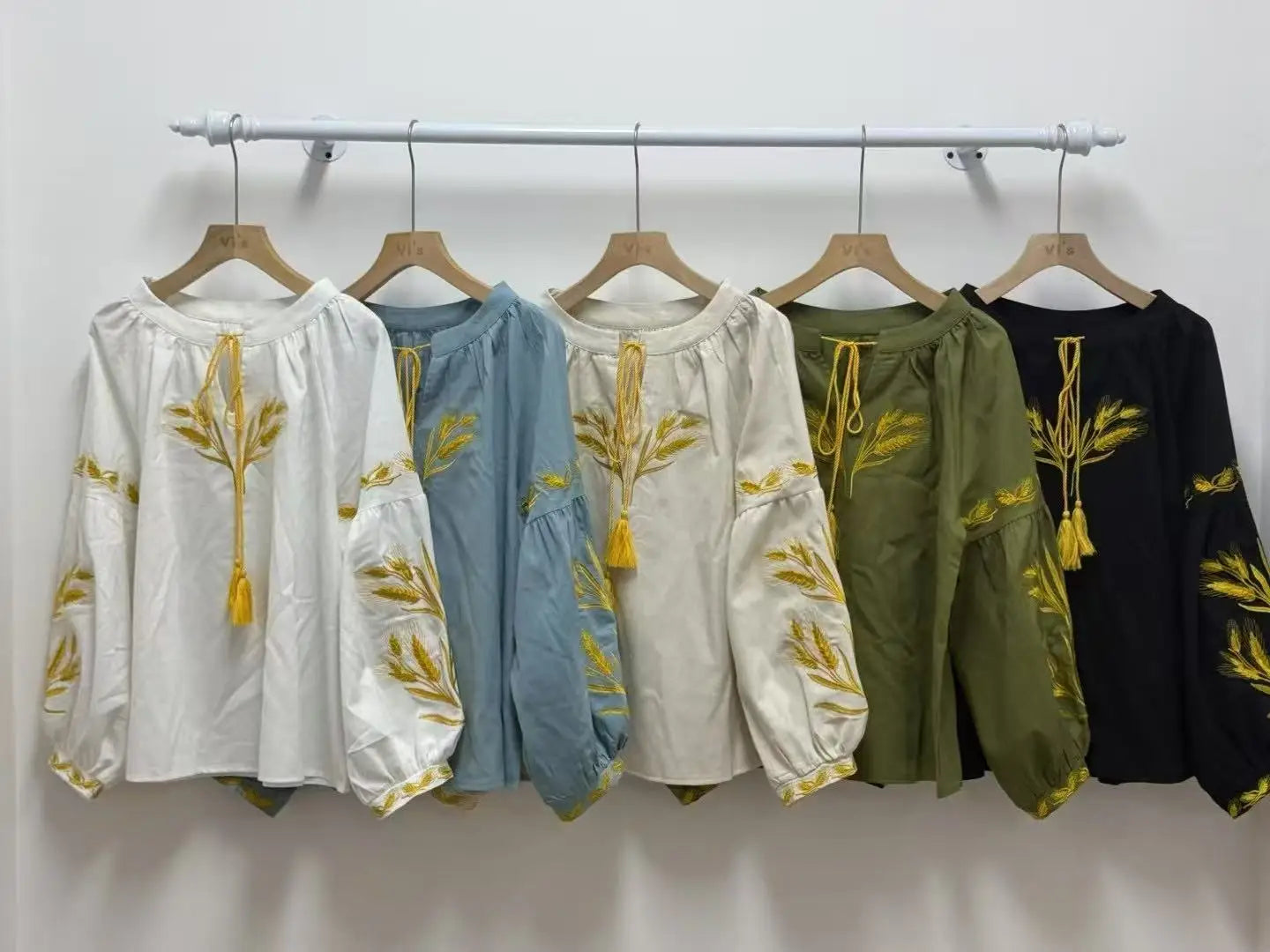 Neck Embroidery Lantern Blouses